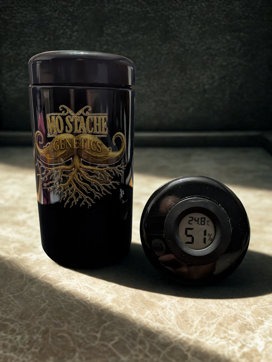 Stache jars Collab 01 - Mo Stache Genetics